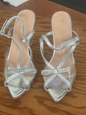 NIB Rhinestone Bow Silver Strappy Heel Wedding Evening Party Shoes 6.5”